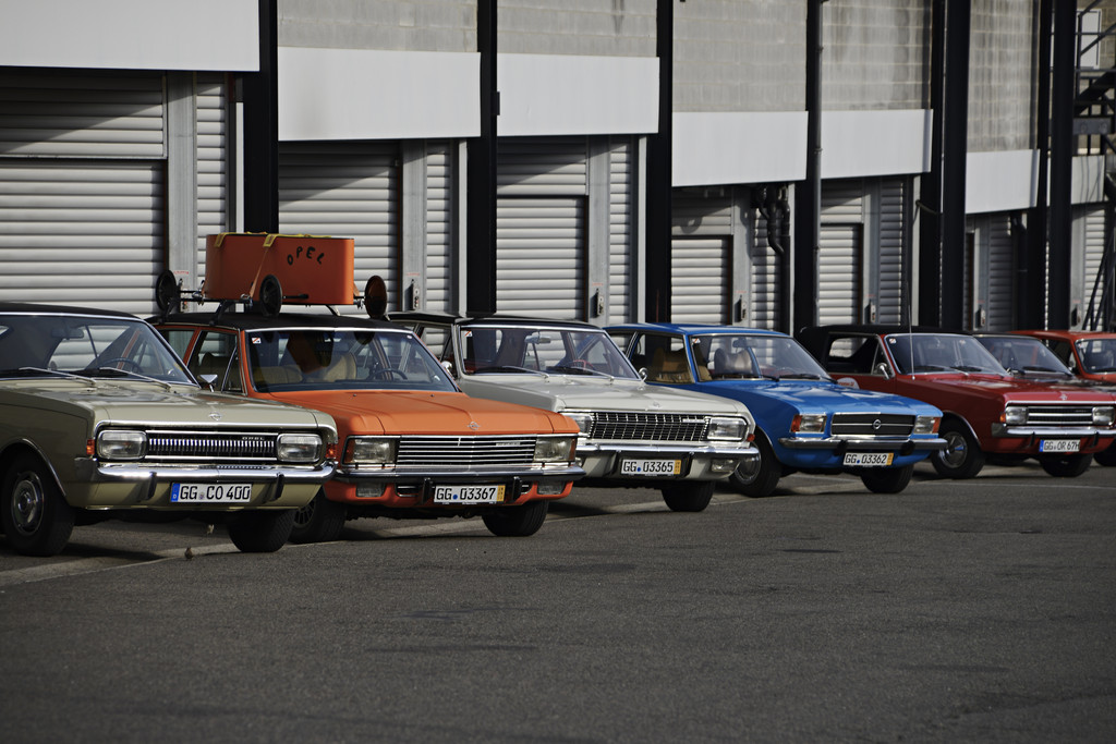 Opel-Youngtimer bei der Creme 21