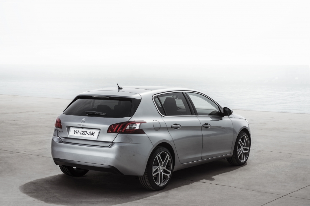 Peugeot 308 155 THP: Versteckspiel hinter klaren Linien