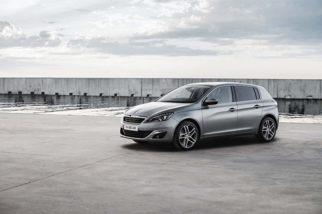 Peugeot 308 155 THP: Versteckspiel hinter klaren Linien