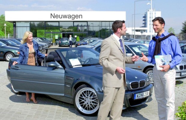 Rechte beim Neuwagenkauf: Auf die Gewährleistung kommt es an