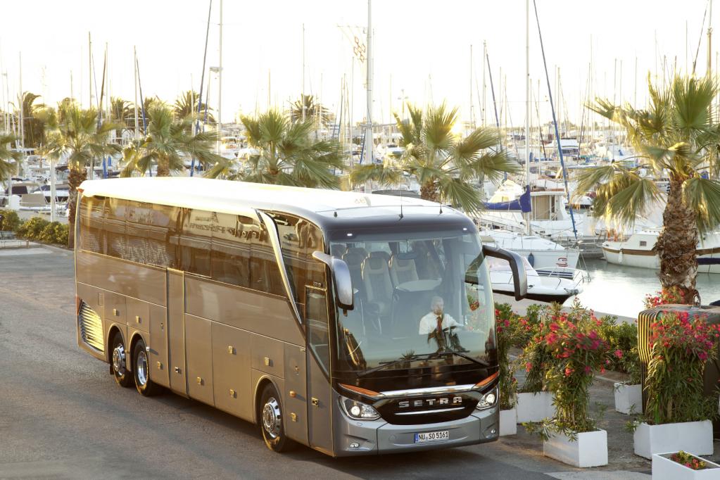 Setra TopClass 500: Langstrecken- Reisebus im 