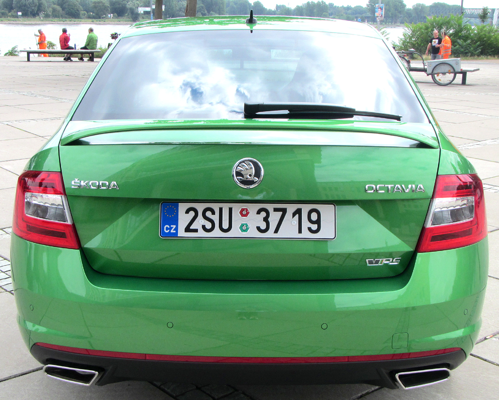 Skoda Octavia RS: Blick auf die Heckpartie. 