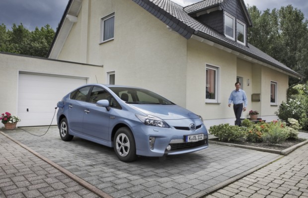 Toyota Prius Plug-in ist Elektroauto des Jahres