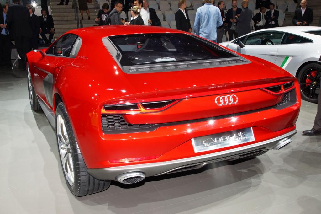 Und dann sind da noch Konzepte wie Audis Nanuk Quattro Concept, ein Zehnzylinder-Diesel, der per doppelter Turboaufladung 400 kW/544 PS leistet. 