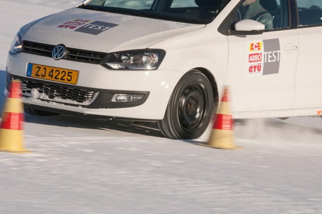Winterreifen-Test - Kleine ganz groß