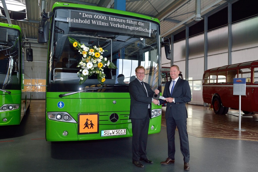 6000ster Mercedes-Benz Intouro ausgeliefert