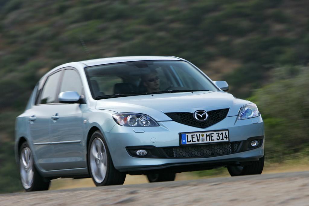 Auch wenn man es von außen nicht erkennen kann – der von 2003 bis 2009 gebaute Mazda3 Typ BK teilt sich die Plattform mit dem Ford Focus