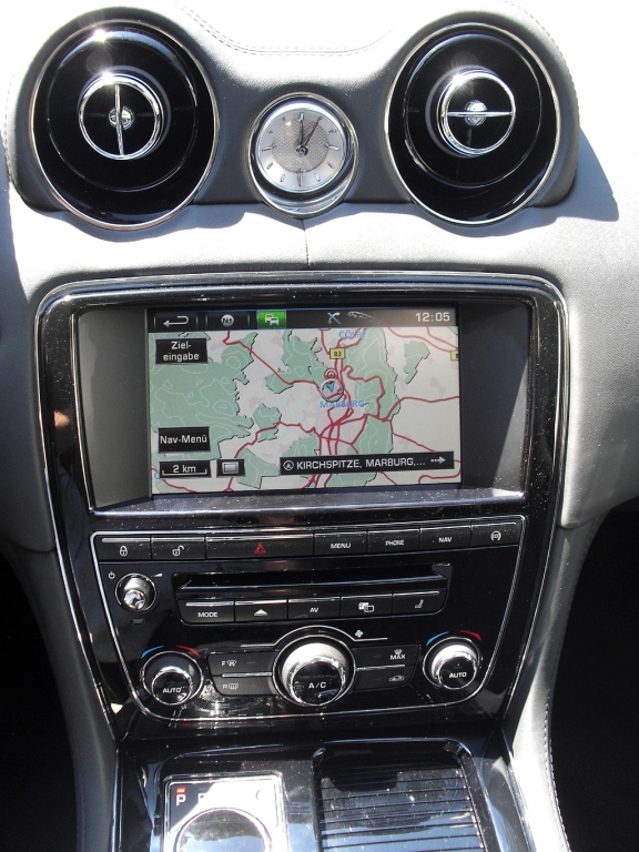 Auto im Alltag: Jaguar XJ