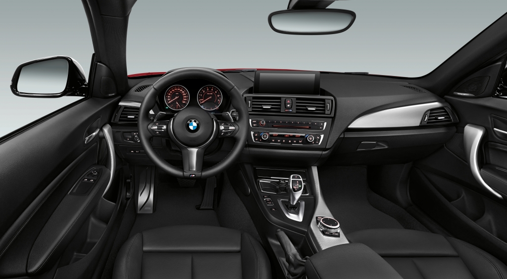 BMW 2er-Coupé: Fliegender Start mit fünf Motoren