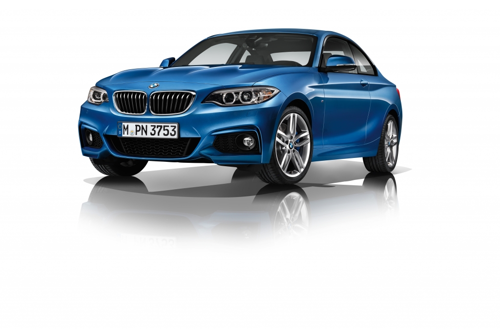 BMW 2er-Coupé: Fliegender Start mit fünf Motoren