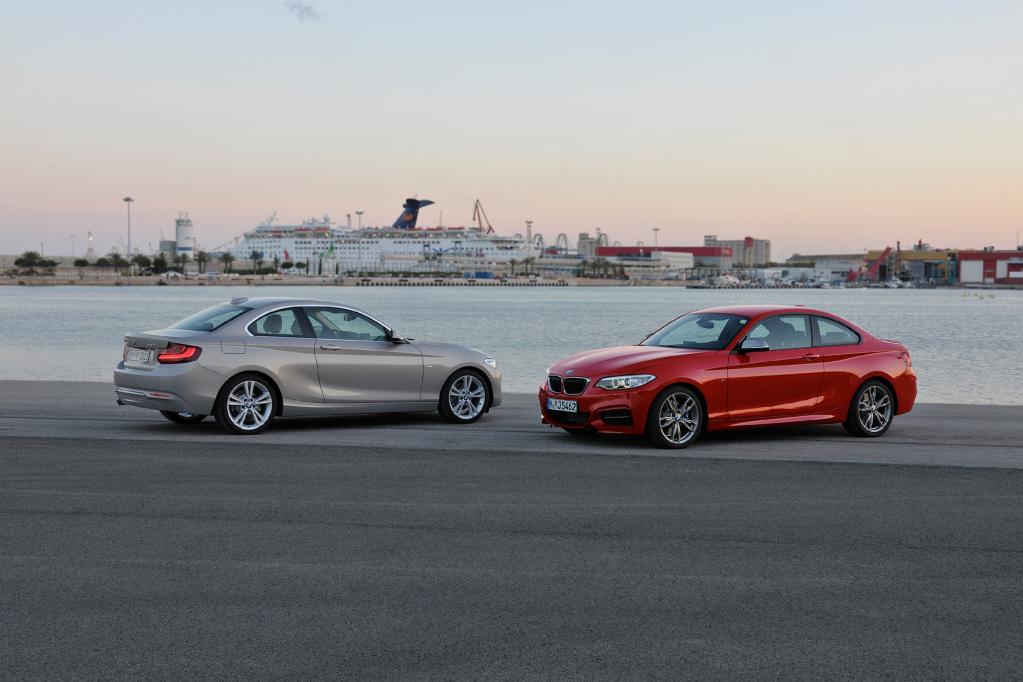 BMW 2er-Coupé: Fliegender Start mit fünf Motoren