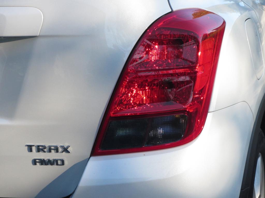 Chevrolet Trax: Ins Gepäckabteil passen 356 bis 1370 Liter hinein. 