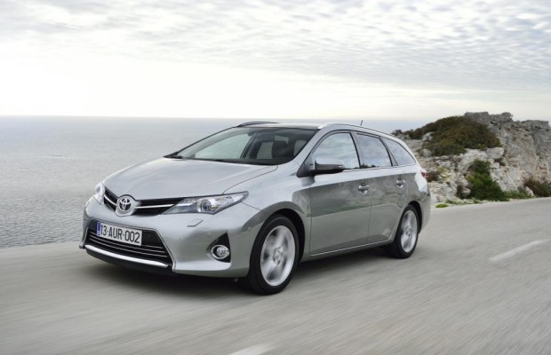 Den Toyota Auris gibt es nun erstmals als Kombi