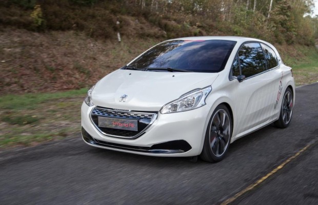Der Peugeot 208 FE Hybrid benötigt nur knapp zwei Liter auf 100 Kilometern