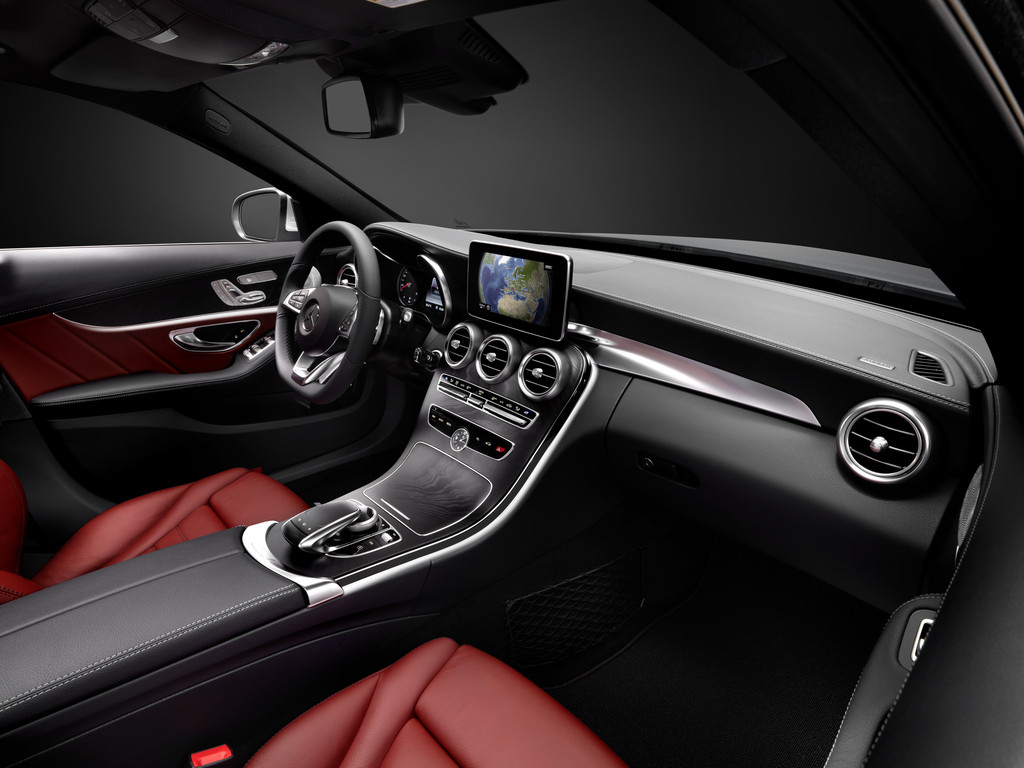 Die neue Mercedes-Benz C-Klasse: Sinnliche Klarheit