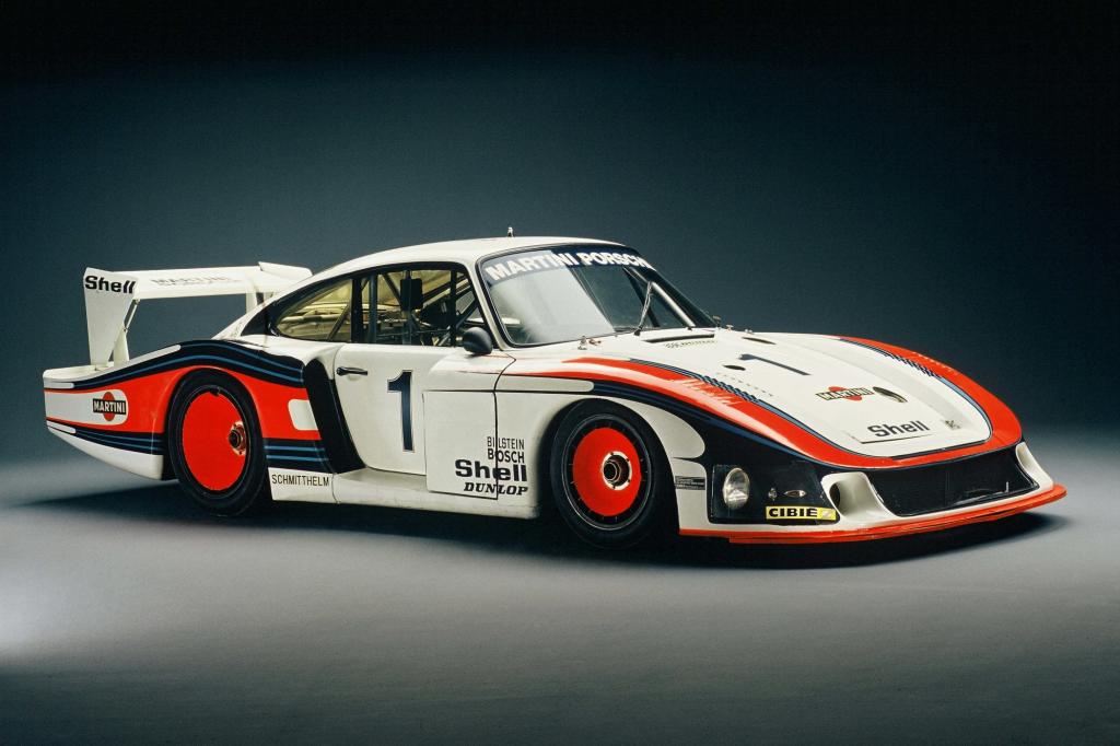 Doch es ist nicht der Mythos alleine, der den Rennsport für Ingenieurs-Marken wie Porsche so wichtig macht.