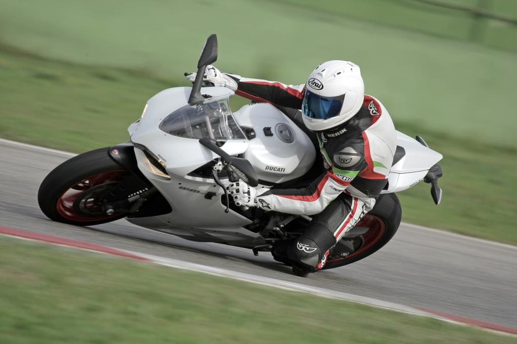 Ducati 899 Panigale: Die neue Supermittelklasse