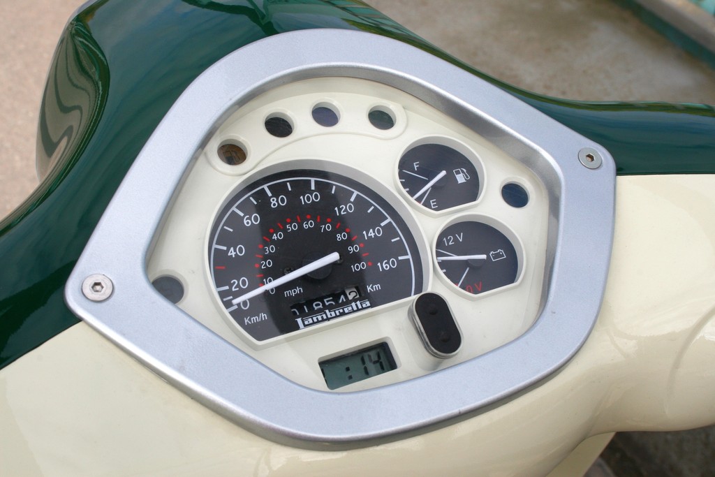 Fahrbericht Lambretta LN 125: Schicke Schale mit Stil