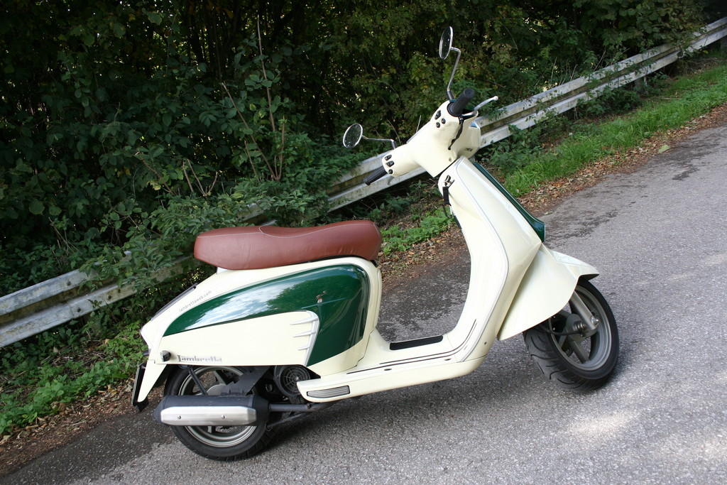 Fahrbericht Lambretta LN 125: Schicke Schale mit Stil