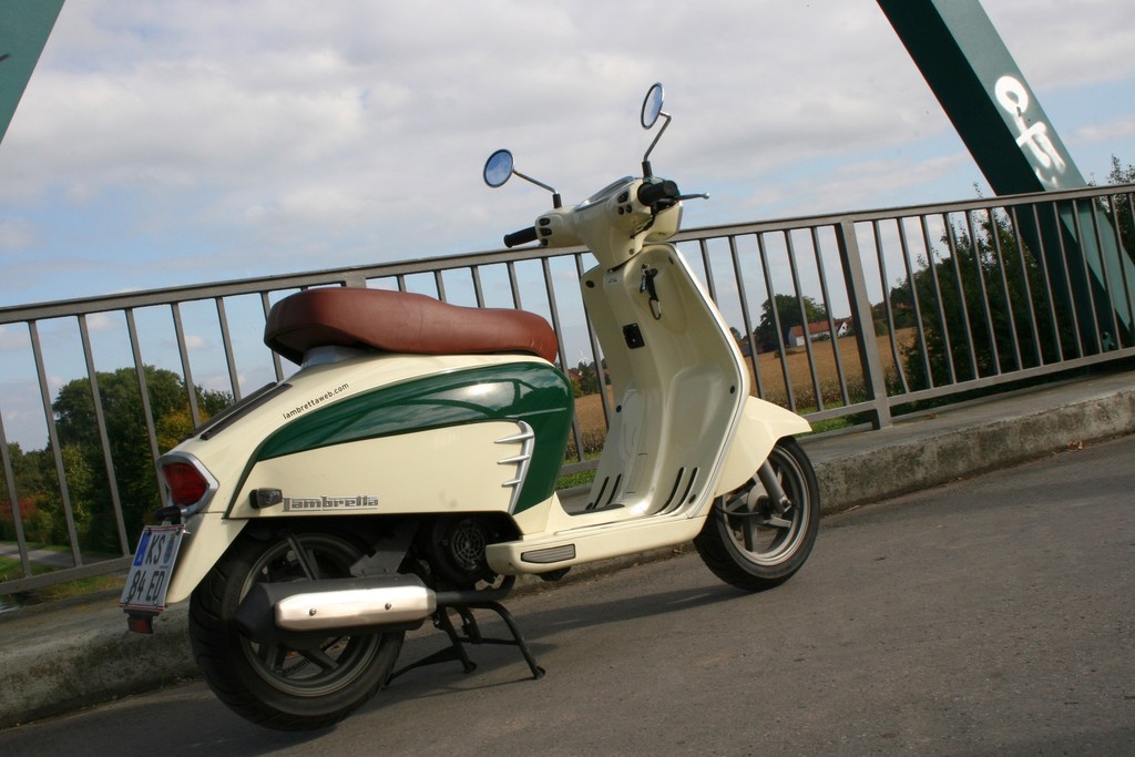 Fahrbericht Lambretta LN 125: Schicke Schale mit Stil