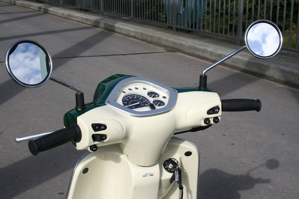 Fahrbericht Lambretta LN 125: Schicke Schale mit Stil