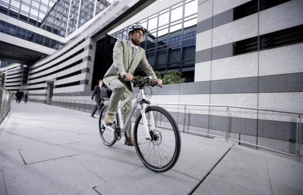 Fahrrad schlägt Auto - Europa steigt aus und auf