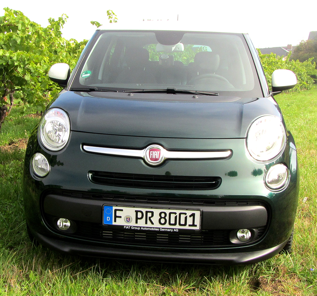 Fiat 500L Living: Blick auf die Frontpartie. 