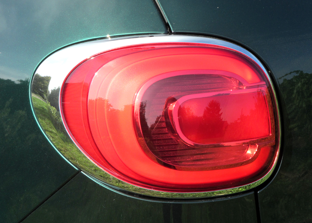 Fiat 500L Living: Moderne Leuchteinheit hinten. 