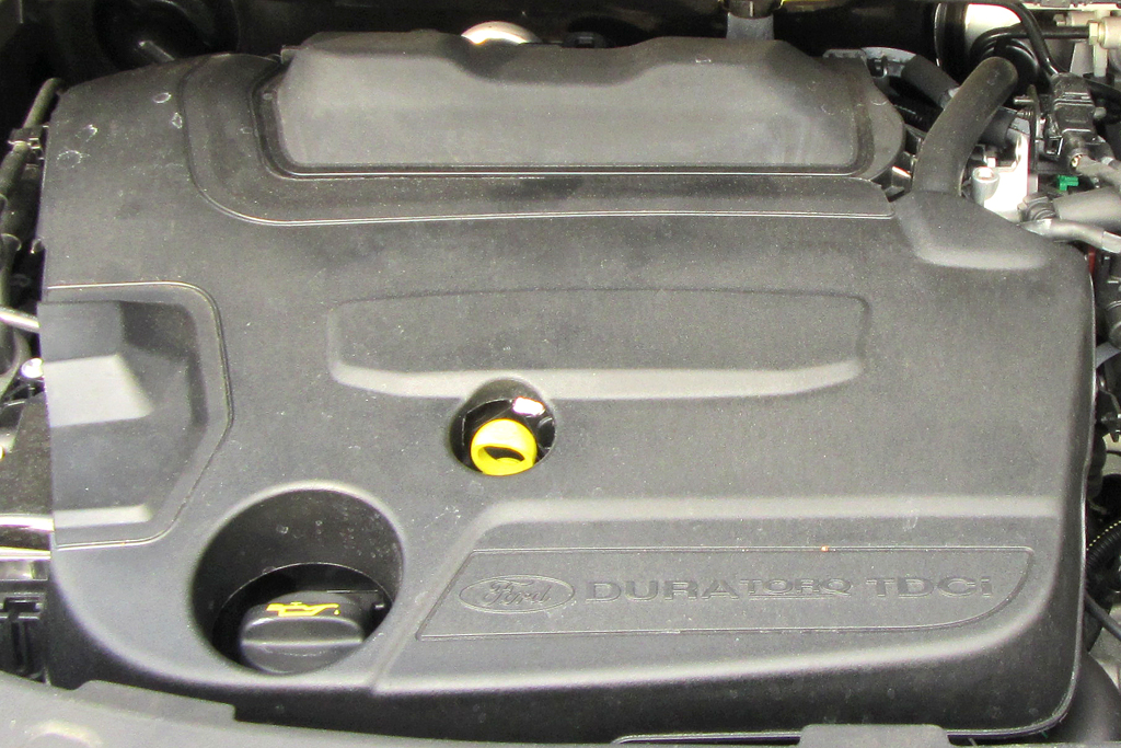 Ford S-Max: Blick auf den 2,0-Liter-Selbstzünder. 