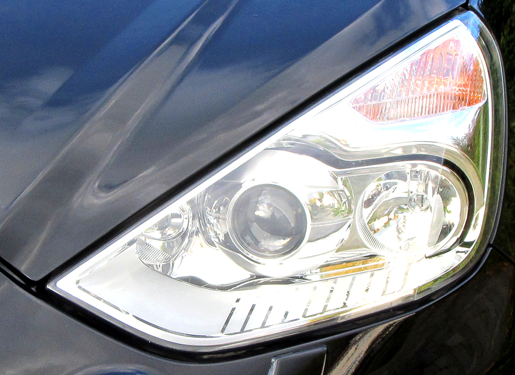 Ford S-Max: Moderne Leuchteinheit vorn. 