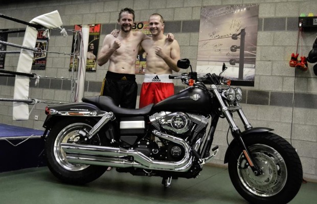 Harley-Davidson spendet Dyna Fat Bob