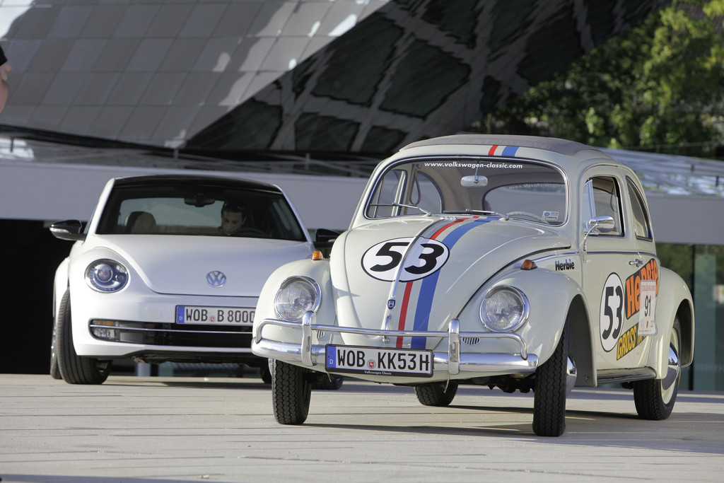 Historische VW-Shuttlefahrzeuge beim 