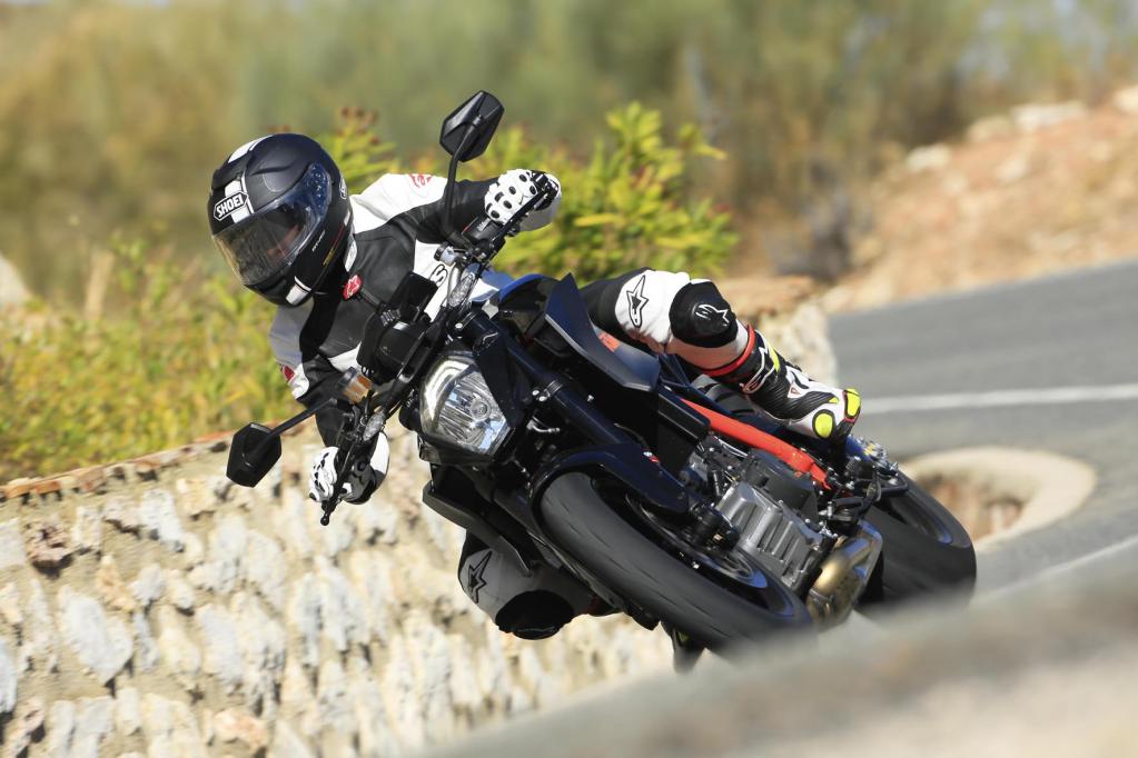 KTM 1290 Super Duke R: König der Landstraße