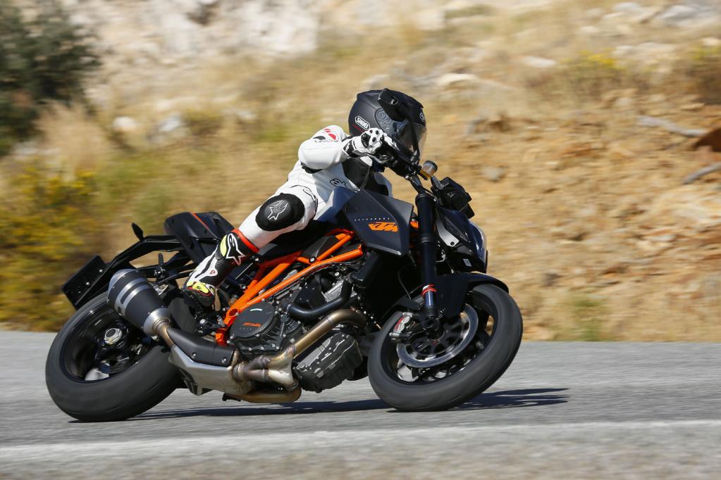 KTM 1290 Super Duke R: König der Landstraße