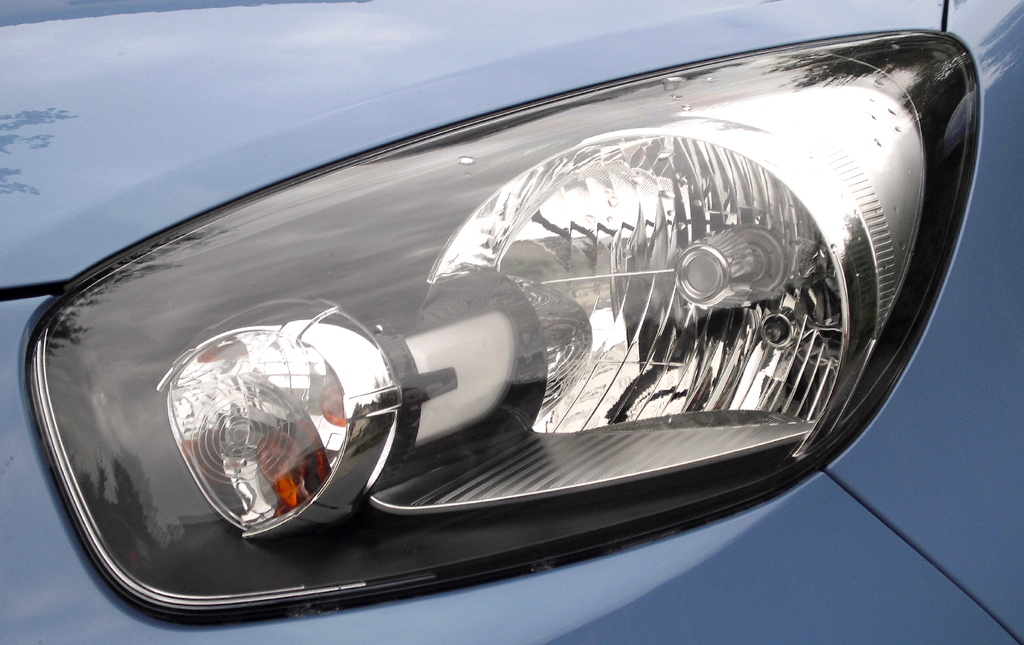 Kia Picanto: Moderne Leuchteinheit vorn. 