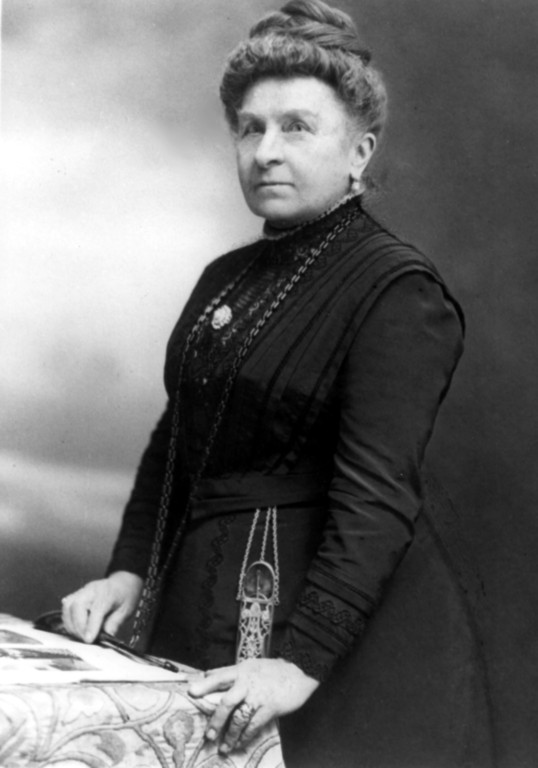 Kranzniederlegung zum 100. Todestag von Sophie Opel