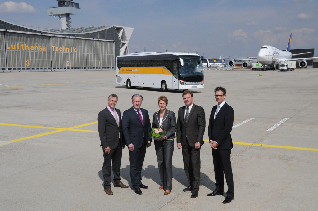 Lufthansa fährt mit Setra
