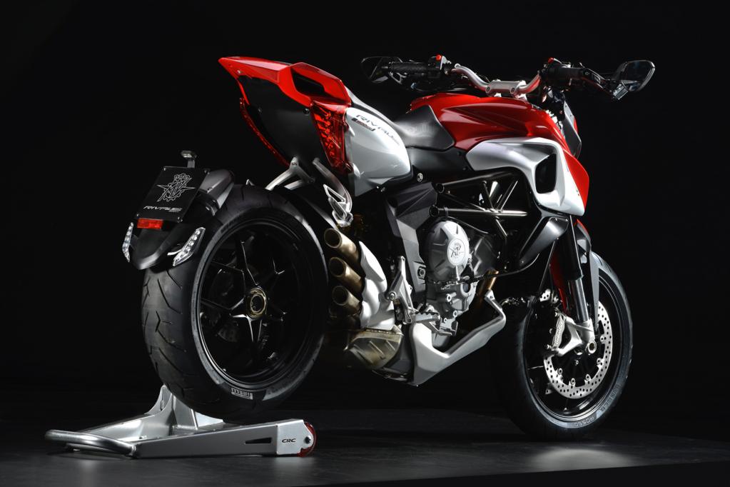 MV Agusta Rivale 800 ab 26. Oktober erhältlich