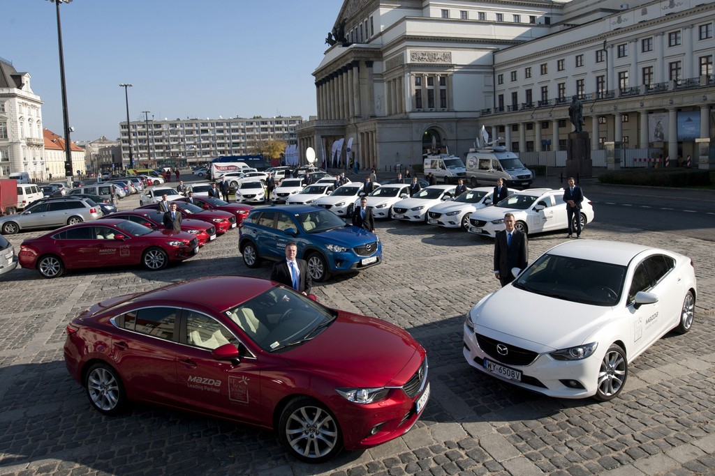 Mazda absolviert 36 000 Kilometer beim Warschauer Gipfeltreffen