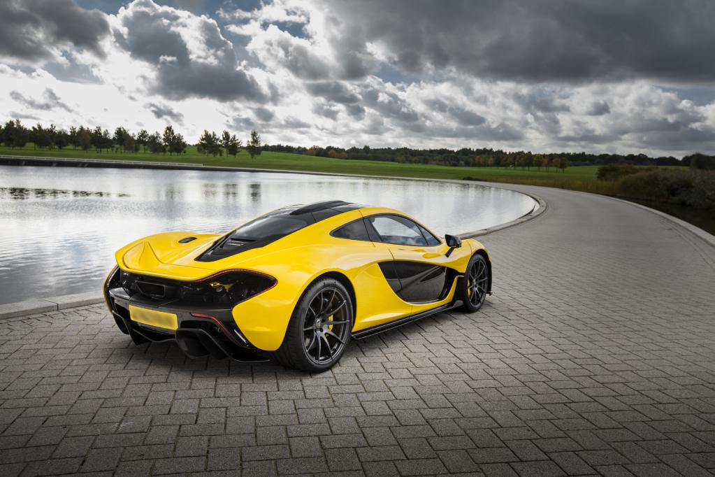 McLaren liefert ersten P1 aus