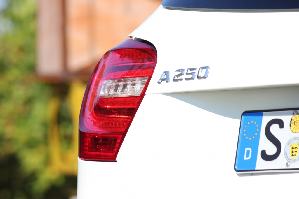 Mercedes-Benz ist wertvollster Premium-Hersteller