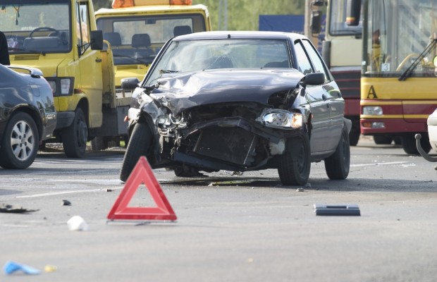 Nach einem Verkehrsunfall behalten ältere Fahrer die Nerven
