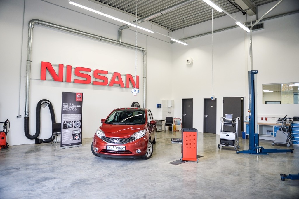 Nissan eröffnet Schulungszentrum