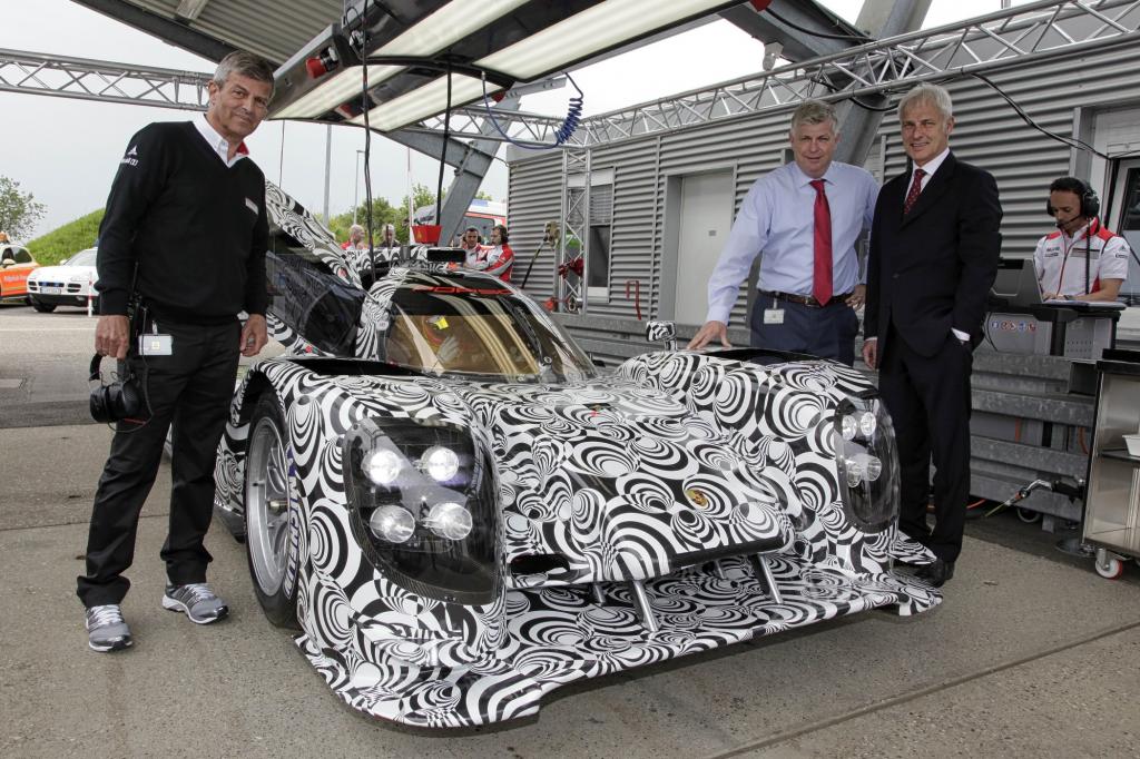 Porsche kehrt 2014 nach 16 Jahren Abwesenheit wieder mit einem Werksteam nach Le Mans zurück.