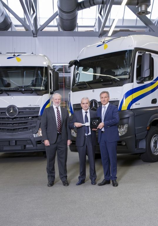 Spanischer Spediteur bestellt 400 Mercedes-Benz Actros