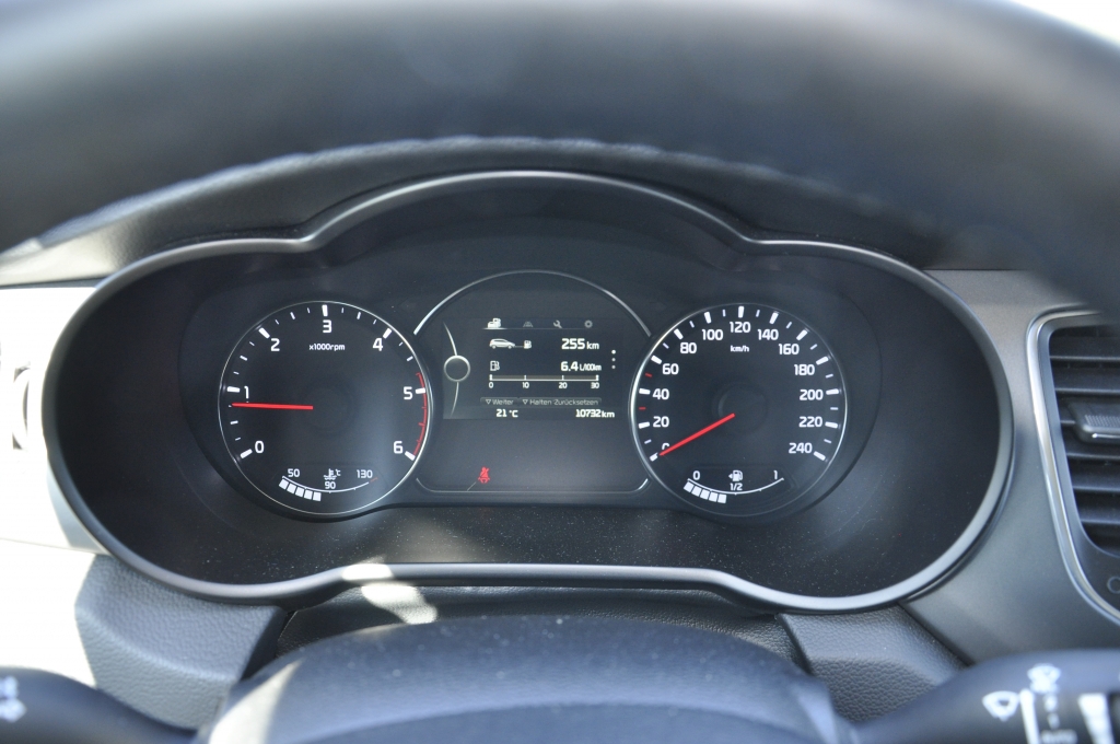 Test Kia Carens 1.7 CRDi Vision – Ein Van für alle Fälle