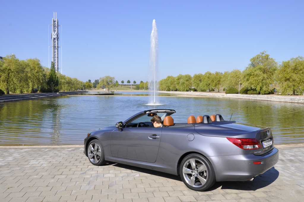 Test Lexus IS 250C – Cabrio für Genießer