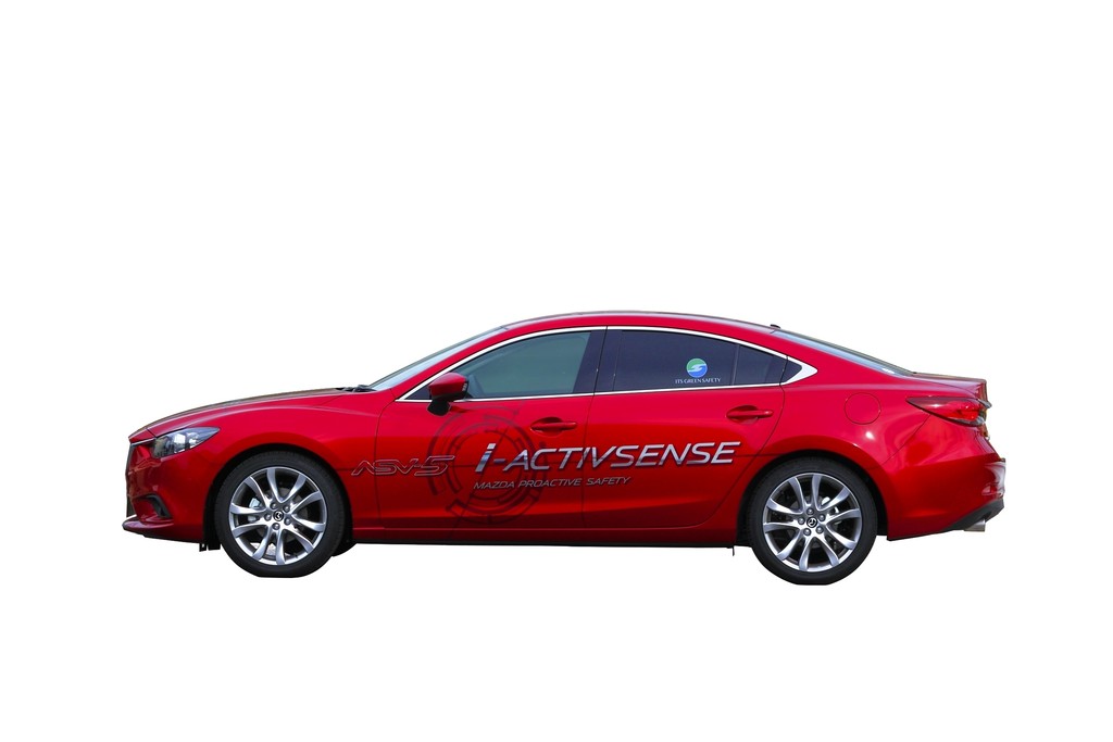 Tokio 2013: Mazda zeigt 3er mit Hybrid- und Erdgasantrieb
