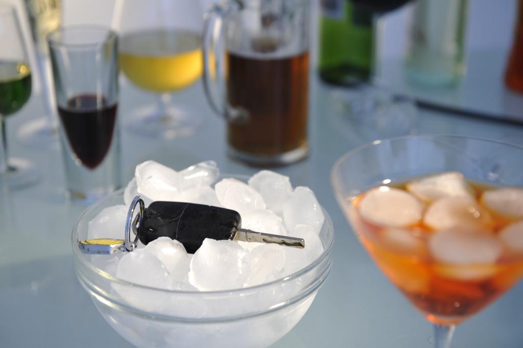 Untersuchung zu Alkohol am Steuer: Weniger Opfer durch berauschte Fahrer