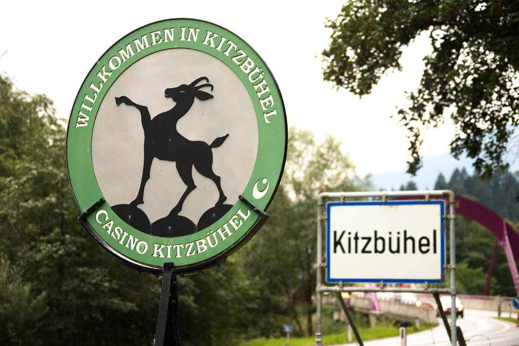 Willkommen im Promi-Alpenort Kitzbühel im österreichischen Tirol. 